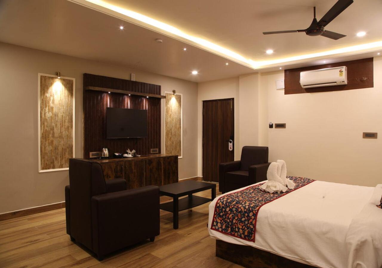 Dakshin Suites Srikakulam Luaran gambar